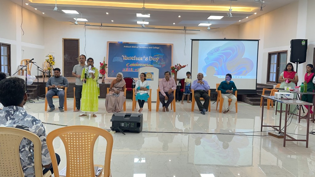 Campus Facilities - Teacher's Day celebration hall