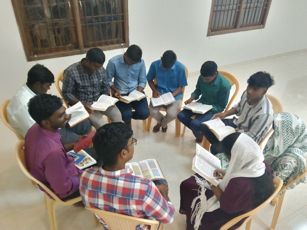 Campus Highlights - Group Bible study